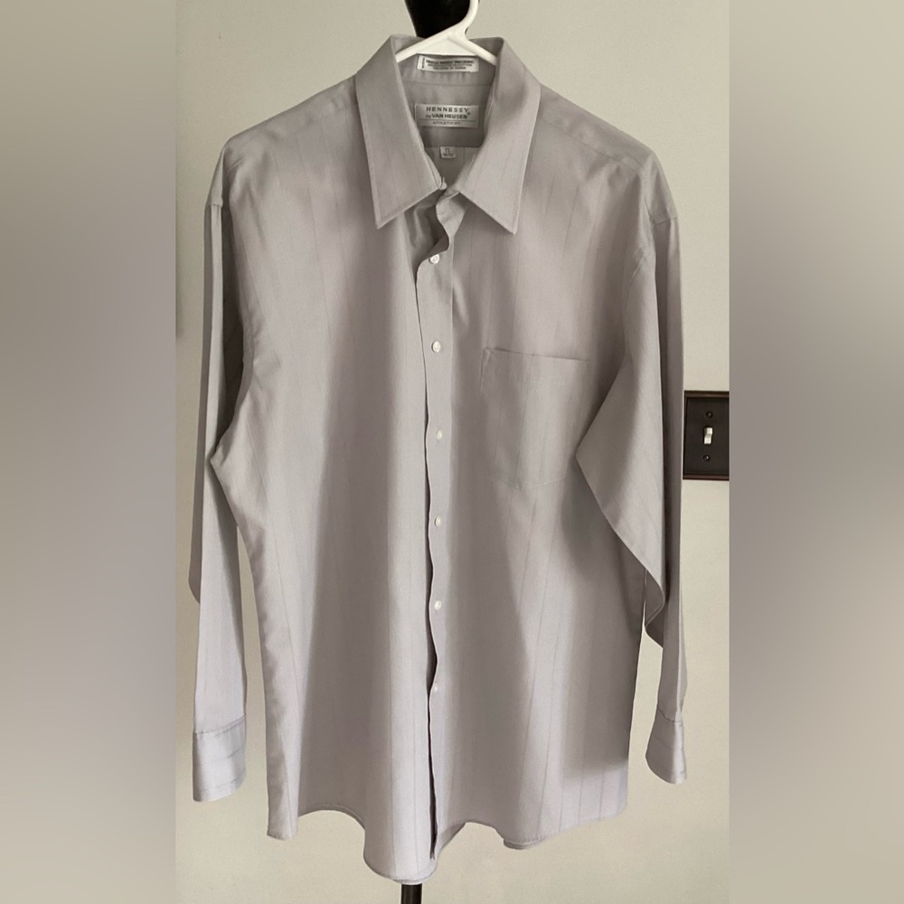 Hennessy Athletic Fit Gray Long Sleeve Dress Shirt - Neck 17 (32/33)